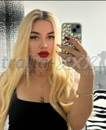 Photo escort girl Helena : the best escort service