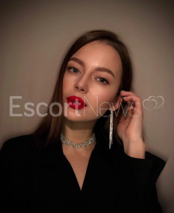 Photo escort girl Gloria: the best escort service