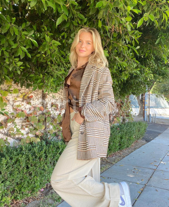 Photo escort girl Yanka: the best escort service