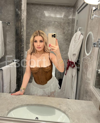 Photo escort girl Aysun: the best escort service