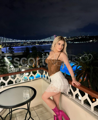 Photo escort girl Aysun: the best escort service