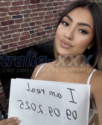 Photo escort girl KARI Angel: the best escort service