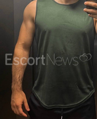 Photo escort girl Sandro: the best escort service