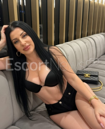 Photo escort girl VERONICA : the best escort service