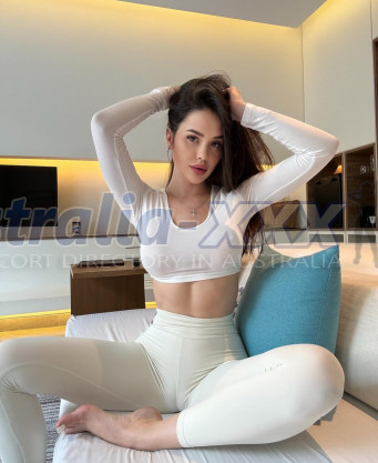 Photo escort girl Antonia: the best escort service