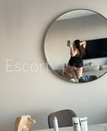 Photo escort girl Putipau420: the best escort service