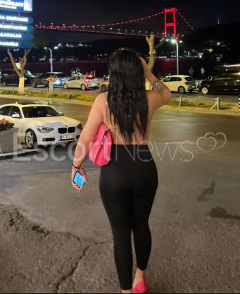 Photo escort girl Melek: the best escort service