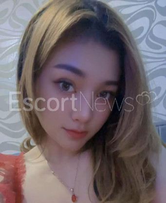 Photo escort girl isabella : the best escort service