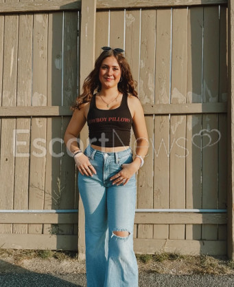 Photo escort girl Sharon: the best escort service