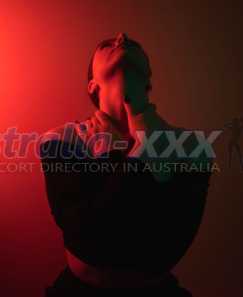 Photo escort girl Elenn: the best escort service