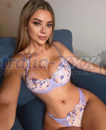 Photo escort girl LISA: the best escort service