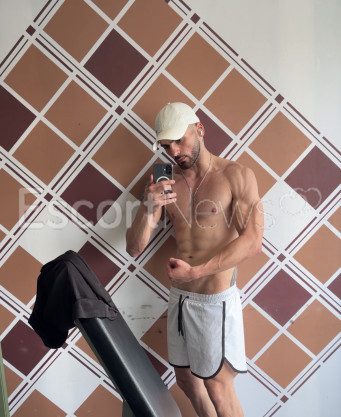 Photo escort girl Icaruss: the best escort service