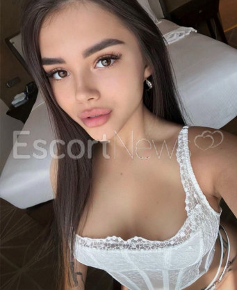 Photo escort girl CLAIRE: the best escort service