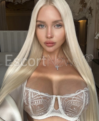 Photo escort girl Sofia: the best escort service