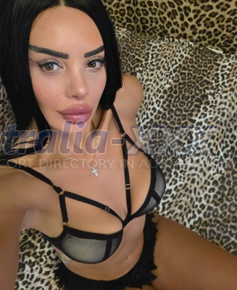 Photo escort girl Aleksandrina: the best escort service