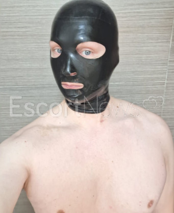 Photo escort girl Malemalemale: the best escort service