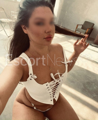 Photo escort girl Poppy: the best escort service