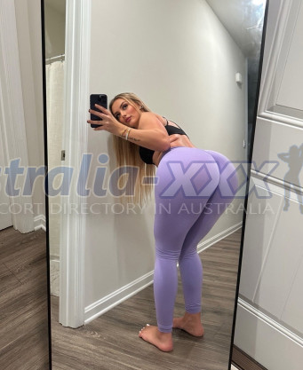 Photo escort girl Oyku: the best escort service