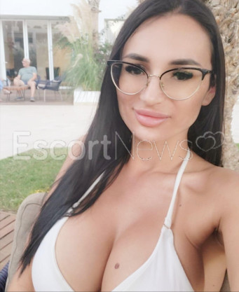 Photo escort girl Adda: the best escort service