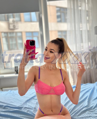 Photo escort girl Mila: the best escort service