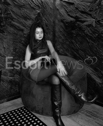 Photo escort girl Sinem: the best escort service