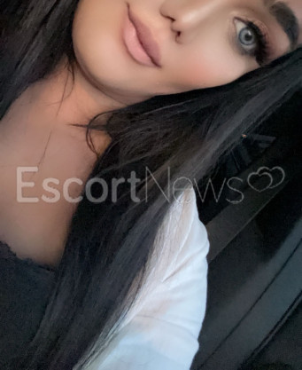 Photo escort girl Ayla: the best escort service