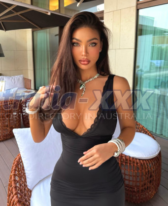 Photo escort girl Raya: the best escort service