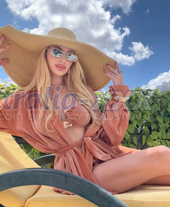 Photo escort girl alice clair: the best escort service