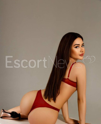 Photo escort girl Afidia: the best escort service