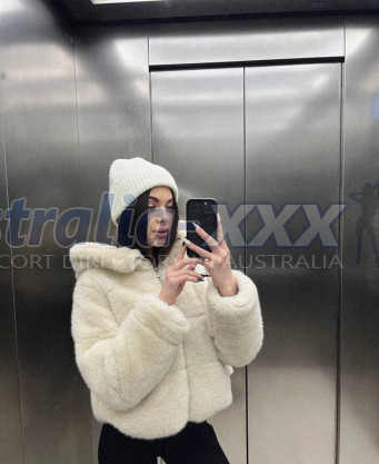 Photo escort girl Katrina: the best escort service