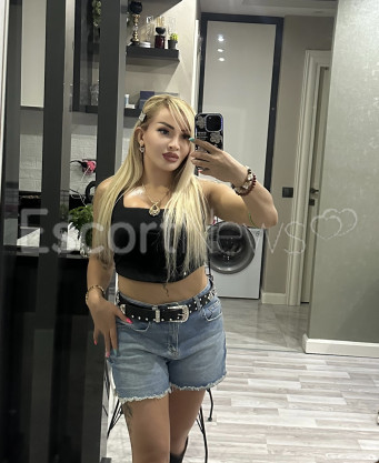 Photo escort girl Liwana: the best escort service
