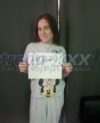Photo escort girl Irina: the best escort service
