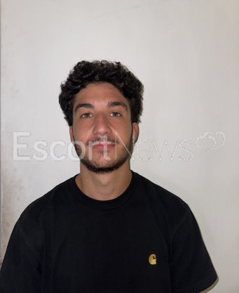 Photo escort girl Adrien : the best escort service