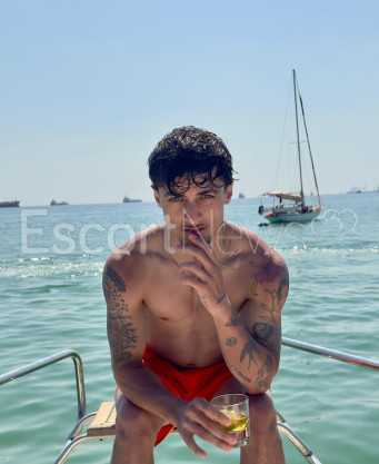 Photo escort girl Kuzey: the best escort service