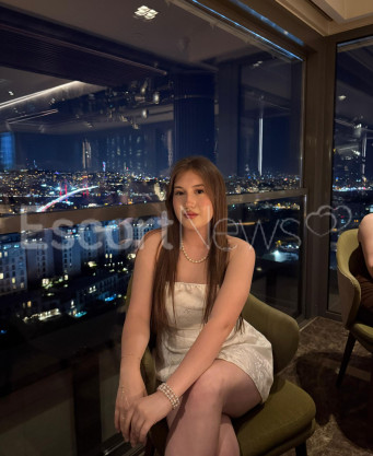 Photo escort girl Naz: the best escort service