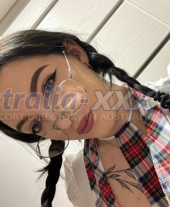 Photo escort girl Aleksa: the best escort service