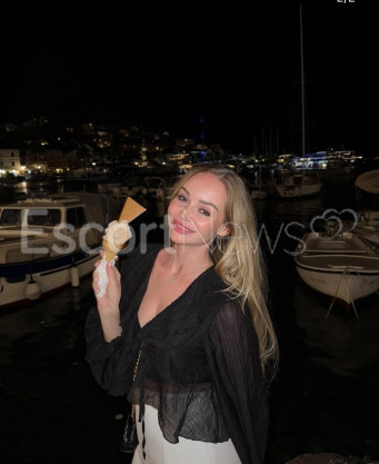 Photo escort girl Rosalizmir l: the best escort service