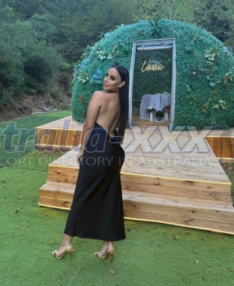 Photo escort girl Sahra: the best escort service