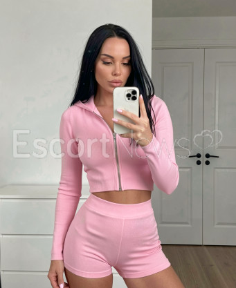 Photo escort girl Nina : the best escort service