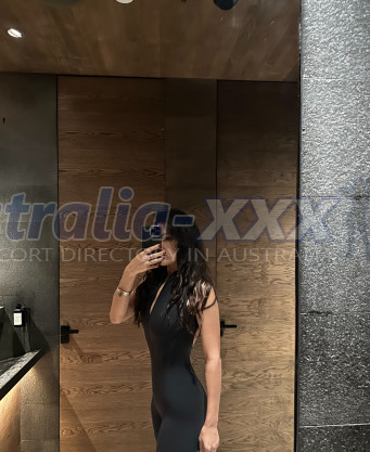 Photo escort girl Camilla: the best escort service