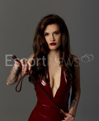 Photo escort girl Selina: the best escort service