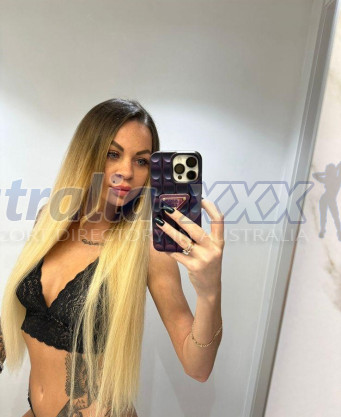 Photo escort girl Adel: the best escort service