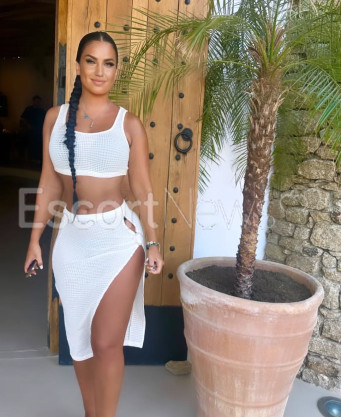 Photo escort girl buse: the best escort service