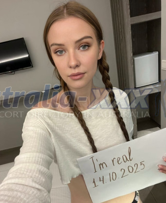 Photo escort girl Tina: the best escort service