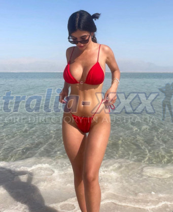 Photo escort girl Aleyna: the best escort service