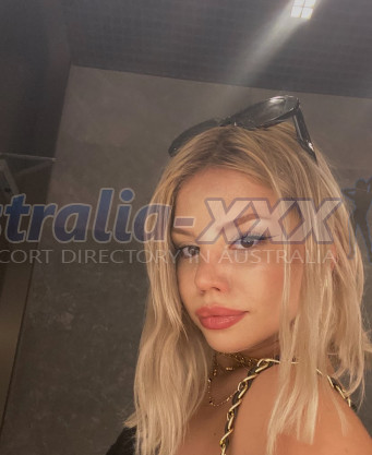 Photo escort girl TARA: the best escort service