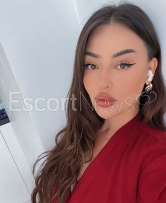 Photo escort girl Britney: the best escort service