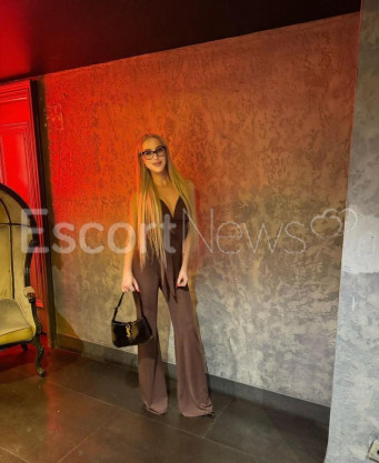 Photo escort girl HAYEL: the best escort service