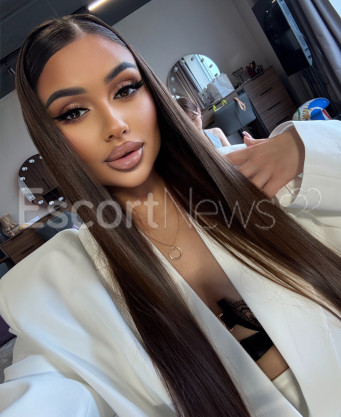 Photo escort girl Alina: the best escort service