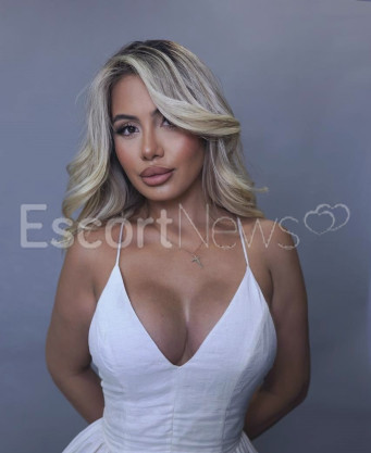 Photo escort girl Mirel: the best escort service